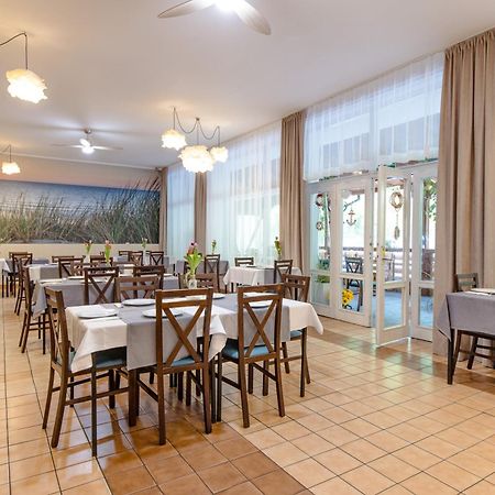 Waterside Resort Darlowko Luaran gambar